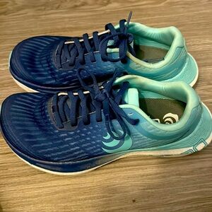 Topo Athletic running shoes